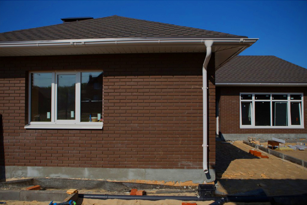 Белебеевский кирпич лицевой 0,7НФ шоколад гладкий